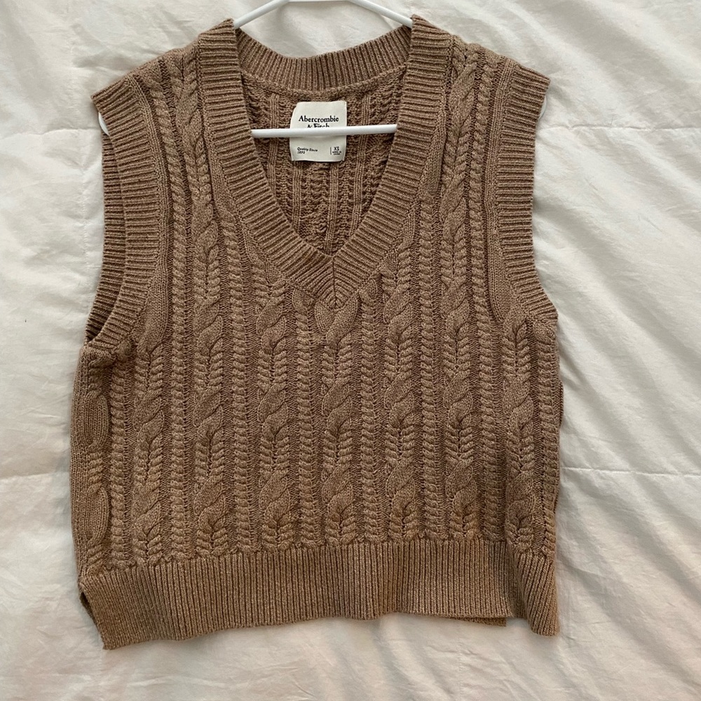 Abercrombie Sweater Vest